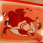 Un des dessins donnés par les auteurs chinois aux dessinateurs de Fluide Glacial, en réponse amicale à la polémique concernant leur Une sur 