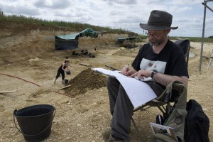 Depuis 2010, le dessinateur de BD Mazan suit les fouilles paléontologiques d'Angeac où se trouve le plus gros gisement de dinosaures d'Europe. Le site spécialisé en bande dessinée Comixtrip lui a consacré un documentaire video.