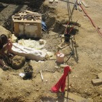 Depuis 2010, le dessinateur de BD Mazan suit les fouilles paléontologiques d'Angeac où se trouve le plus gros gisement de dinosaures d'Europe. Le site spécialisé en bande dessinée Comixtrip lui a consacré un documentaire video.