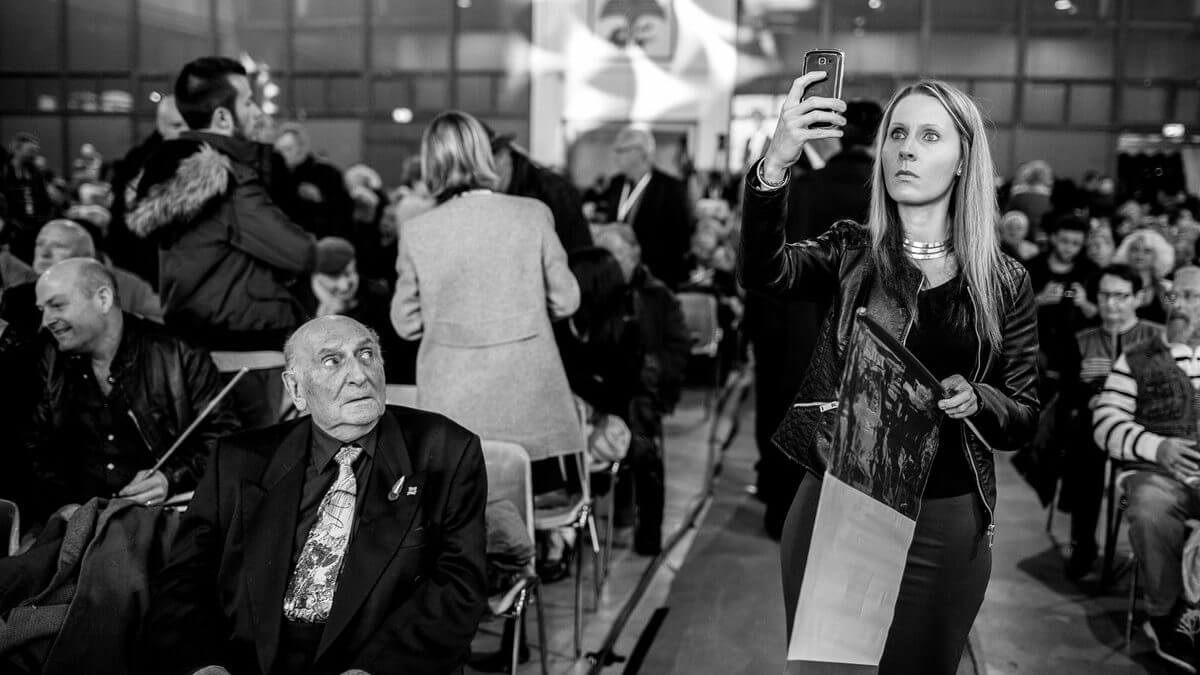 L'illusion nationale de Vincent Jarrousseau et Valérie Igounet (Les Arènes) décrypté par Comixtrip le site BD de référence