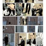 Douze - La bande annonce d'un huis clos haletant Editions Delcourt 5,45 k abonnés S'abonner 2 Partager Télécharger 134 vues 17 nov. 2023 Douze tueurs enfermés dans un hôtel. Un seul en sortira vivant. Avec ce huis clos haletant, Herik Hanna et Hervé Boivin signent un jeu de massacre hautement jubilatoire à l'humour aussi froid qu'une balle. Fin de la saison, le grand hôtel de luxe perdu dans les Alpes ferme ses portes... Mais pas pour tout le monde. Douze étranges invités font leur entrée. Agents gouvernementaux, anciens policiers, assassins professionnels, ils sont tous les invités de l'Hydre, un insaisissable tueur caché derrière son masque. Les hostilités peuvent commencer.