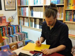 Alexis Vitrebert en dédicace à Poitiers pour L'espion d'Orient (crédit photo : Damien Canteau / Comixtrip)