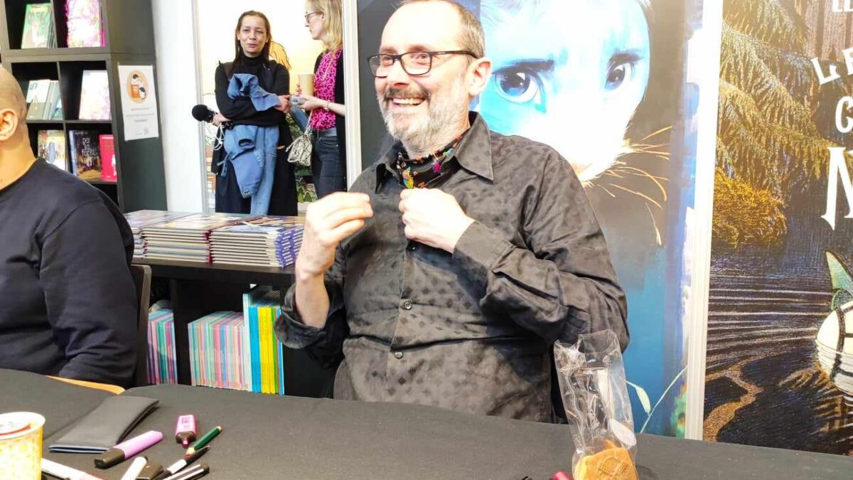 Jean-Christophe Chauzy lors de la Foire du livre de Bruxelles 2024 (crédit photo : Damien Canteau / Comixtrip)